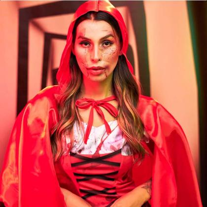 Imagem de Fantasia Halloween Feminina Chapeuzinho Vermelho Adulta Zumbi Sangrenta Com Capuz