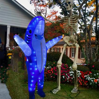 Imagem de Fantasia inflável de tubarão BDDedd para adultos com luzes LED azuis