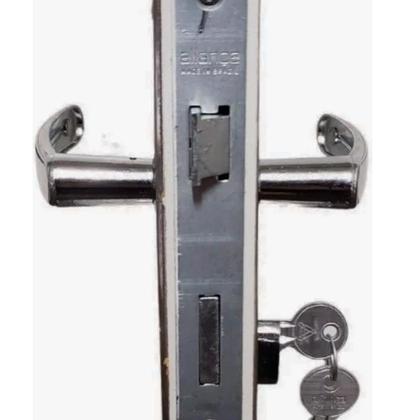 Imagem de Fechadura De Porta Aliança Externa Inox Trinco Sala Quarto Cromada Premium 2600/41 Maçaneta Chave