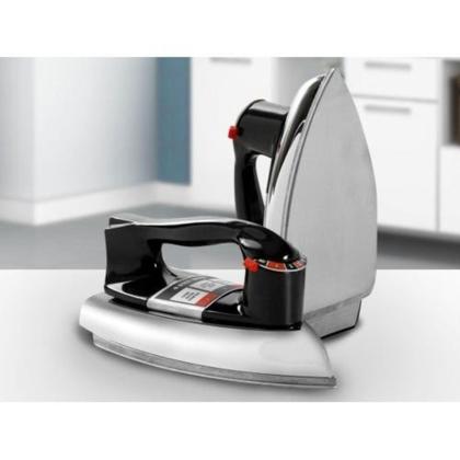 Imagem de Ferro de Passar Roupa a Seco Black Decker VFA1110TM2, 127V