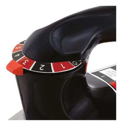 Imagem de Ferro De Passar Roupa A Seco Cromado Com Base De Alumínio - Black+Decker VFA1110