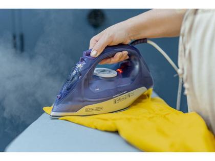 Imagem de Ferro De Passar Roupa À Seco Ou Vapor Black Decker Fx2550