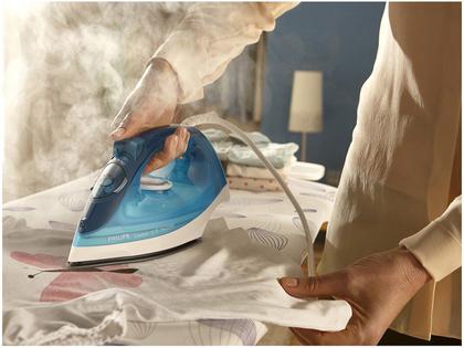 Ferro de Passar Roupa a Vapor Philips Walita - Comfort Cerâmica
