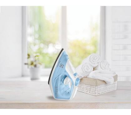 Imagem de Ferro de Passar Vapor e Seco Electrolux Base Antiaderente Vapor Vertical Extra 1200W Cabo 1.65m Azul SIE60