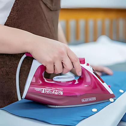 Imagem de Ferro Passar Roupa Vapor Black Decker Base Antiaderente Eletrico 110/127V Fx2200