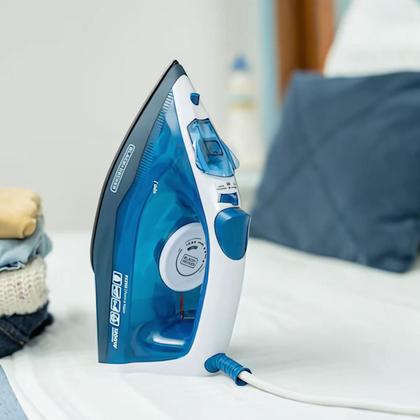 Imagem de Ferro Passar Roupa Vapor BlackDecker Base Antiaderent Elétrico 110/127V Fx2100 1200W