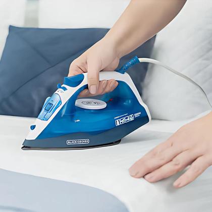Imagem de Ferro Passar Roupa Vapor BlackDecker Base Antiaderent Elétrico 110/127V Fx2100 1200W