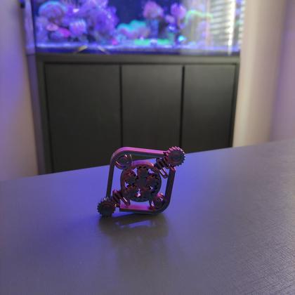 Imagem de Fidget Helicoidal com Click e Engrenagens Spinner Anti Estresse Relaxante 3D Bicolor