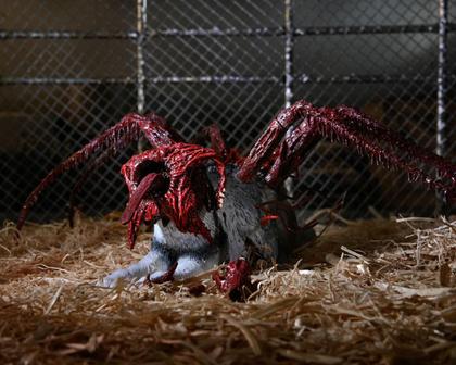 Figura Ultimate Dog Creature Deluxe - The Thing - 7'' Scale - Neca