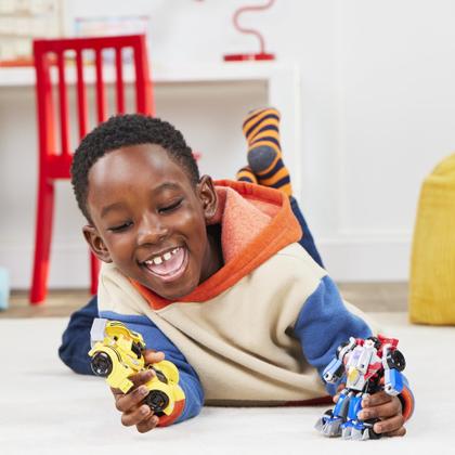 Imagem de Figuras de ação Transformers Bumblebee e Starscream 3+ Years