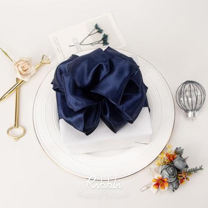 Imagem de Fita decorativa com fio de cetim azul marinho de 6,35 cm com fio de 20 jardas