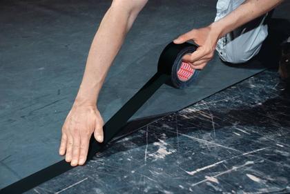 Imagem de Fita Tecido Gaffer Tape Tesa 18mm x 50m - Cor Preta