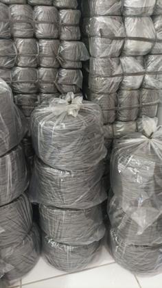 Imagem de Fitilho plástico 20 X 500 Gr. em polipropileno F10. Forte e macio para amarração de pacotes