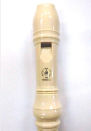 Imagem de Flauta Doce Yamaha YRS-23 Soprano Germânica 