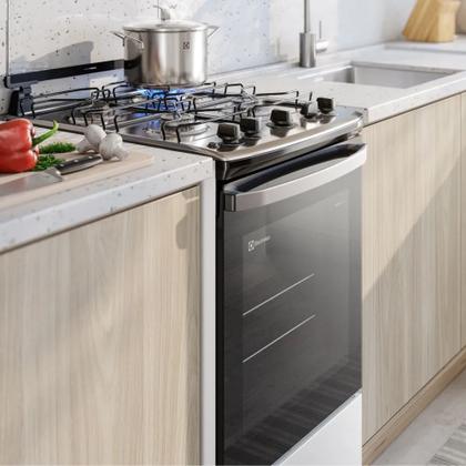 Imagem de Fogão 4 bocas de piso Electrolux Branco Efficient com Mesa Inox PerfectCook e VaporBake