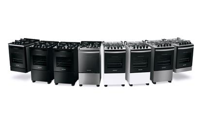 Imagem de Fogão Brastemp 4 Bocas Preto com mesa de vidro e grades duplas de ferro fundido - BFO4VAE