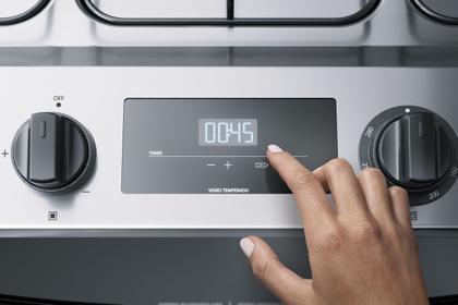 Imagem de Fogão Brastemp 5 Bocas De Embutir Cor Inox Com Turbo Chama E Touch Timer - BYS5PCR