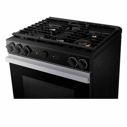 Fogão de Piso Samsung de 05 Bocas Serie 7 com Câmera e Air Fry Inox - NSG6DG87 Imagem de Fogão de Piso Samsung de 05 Bocas Serie 7 com Câmera e Air Fry Inox - NSG6DG87