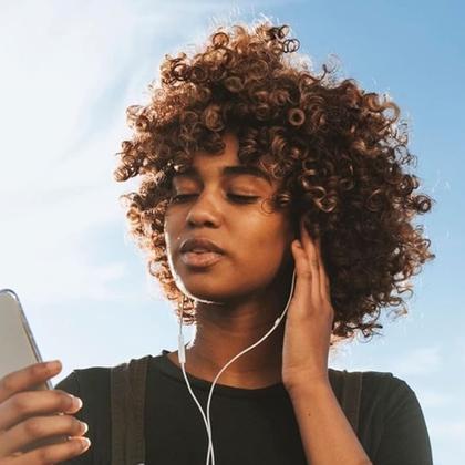 Imagem de Fone De Ouvido Com Fio e Com Microfone Alta Resolução P2