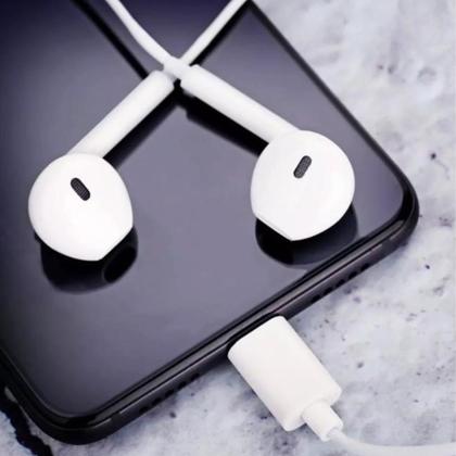 Imagem de Fone de Ouvido com Fio - Entrada Tipo C Premium, Compatível com Samsung, Motorola, Apple