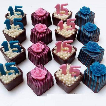 Imagem de Forma de Acetato Mini Quadrado Bombom Doces Finos BWB 856