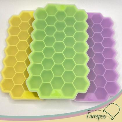 Imagem de Forma de Silicone Colmeia para fazer Gelo 37 Cubos com Tampa