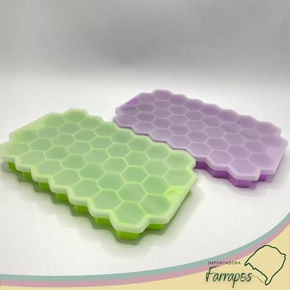 Imagem de Forma de Silicone Colmeia para fazer Gelo 37 Cubos com Tampa