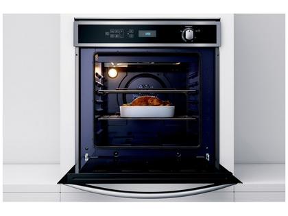 Imagem de Forno de Embutir a Gás Brastemp 78 Litros Inox com Convecção e Termômetro Meat Control - BOH84AR