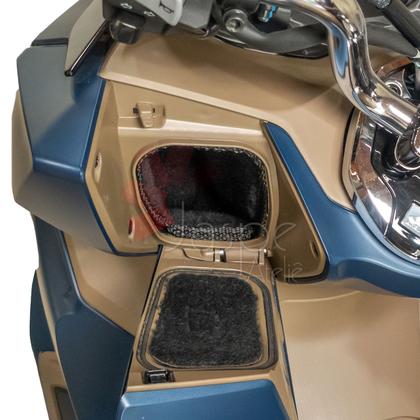Imagem de Forro Pcx 160 2023 Standard Preto + Guidão Divisória 2 Ant