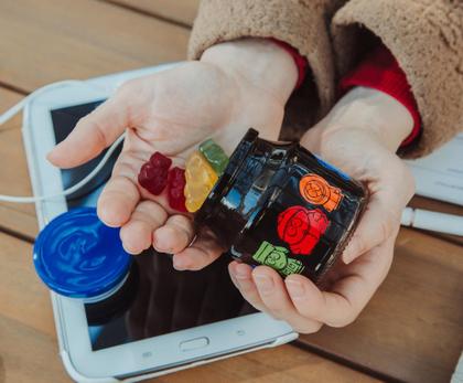 Imagem de Frasco de armazenamento de vidro Silver Buffalo South Park Characters 150mL