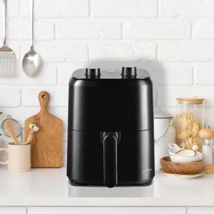 Imagem de Fritadeira Air Fryer Britânia Elétrica com Timer Sem Óleo 3 Litros Compacta 1300w