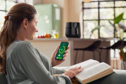 Imagem de Fritadeira Airfryer Conectada Série 5000 Philips Walita Preta 1400W RI9255/81 110v