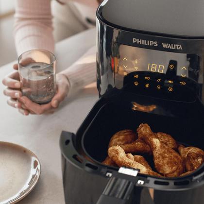 Imagem de Fritadeira Airfryer Conectada Série 5000 Philips Walita Preta 1400W - RI9255