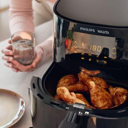 Imagem de Fritadeira Airfryer Essential XL Digital Philips RI9270/90 Walita Preta 110V