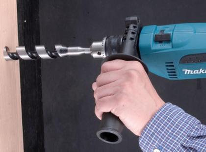 Imagem de Furadeira de Impacto Makita, 760W com Kit Brocas Makita  Profissional  HP1640