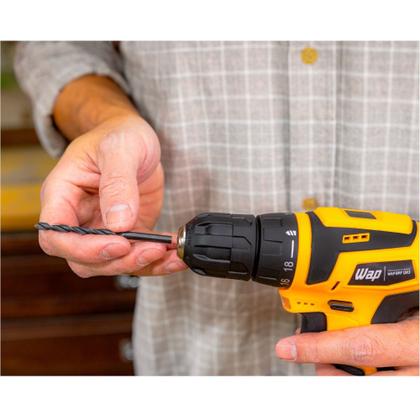 Imagem de Furadeira Parafusadeira 3/8" a bateria 12V com kit de brocas e bits - BPF 12K3 (110V/220V)