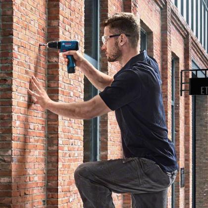 Imagem de Furadeira Parafusadeira GSB 120-LI 12V 2 baterias e mala Bosch