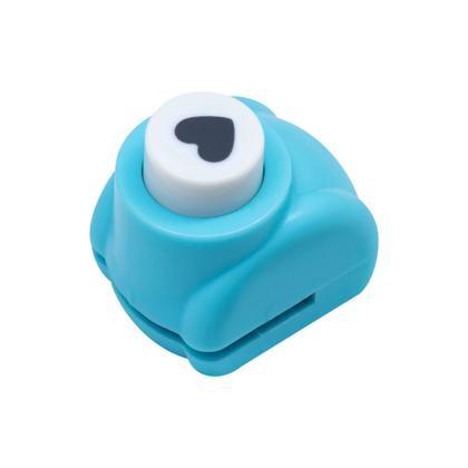 Imagem de FURADOR PAPEL 10MM COM 03 - ESTRELA/FLOR/CORAÇÃO Azul Turquesa