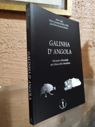 Imagem de Galinha D'Angola: Iniciação e Identidade na Cultura Afro-Brasileira - Anthropocenus Medawar Editora