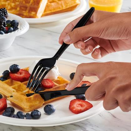 Imagem de Garfos de plástico Comfy Package Basic Black pacote com 100