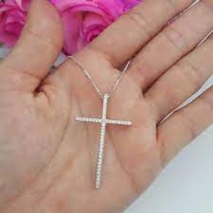 Imagem de Gargantilha crucifixo Prata 925 cravejado com micro zircônias ao redor colar cruz feminina