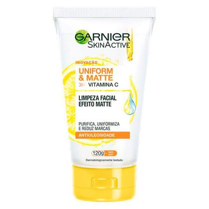Imagem de Garnier Skin Uniform & Matte Vitamina C Kit  Sérum Facial + Gel de Limpeza + Protetor Solar FPS50 cor Morena