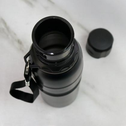 Imagem de Garrafa de água em aço inox com alça 750ml