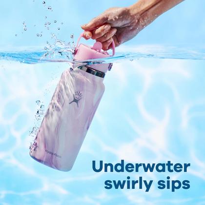 Imagem de Garrafa de água Hydro Flask Isolada em Aço Inoxidável 700mL