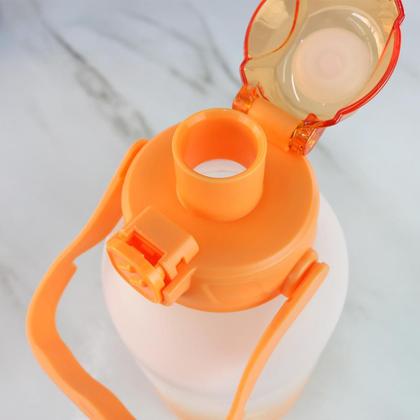 Imagem de Garrafa de plástico degrade com alça 1,5 litros