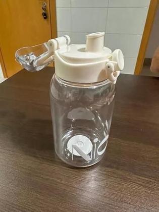 Imagem de Garrafa Diyi Acrilico Transparente 600ml C/ Protetor De Bico