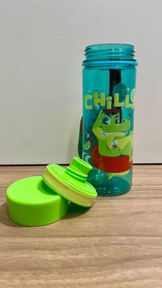 Imagem de Garrafa Infantil Puket Tritan Jacaré Relax Azul