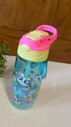 Imagem de Garrafa infantil tritan multibichos menina puket
