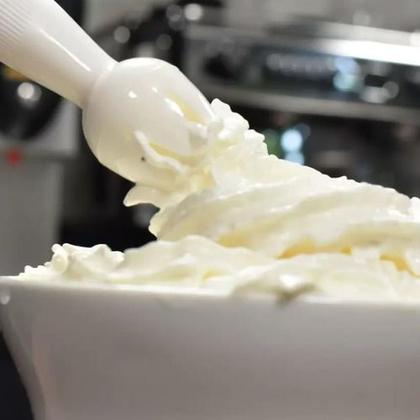 Imagem de Garrafa Sifão para Chantilly 500ML ALP Vermelha - Best Whip