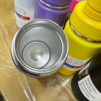 Imagem de Garrafa Térmica 600ml Aço Inox com Protetor de Silicone TR-002